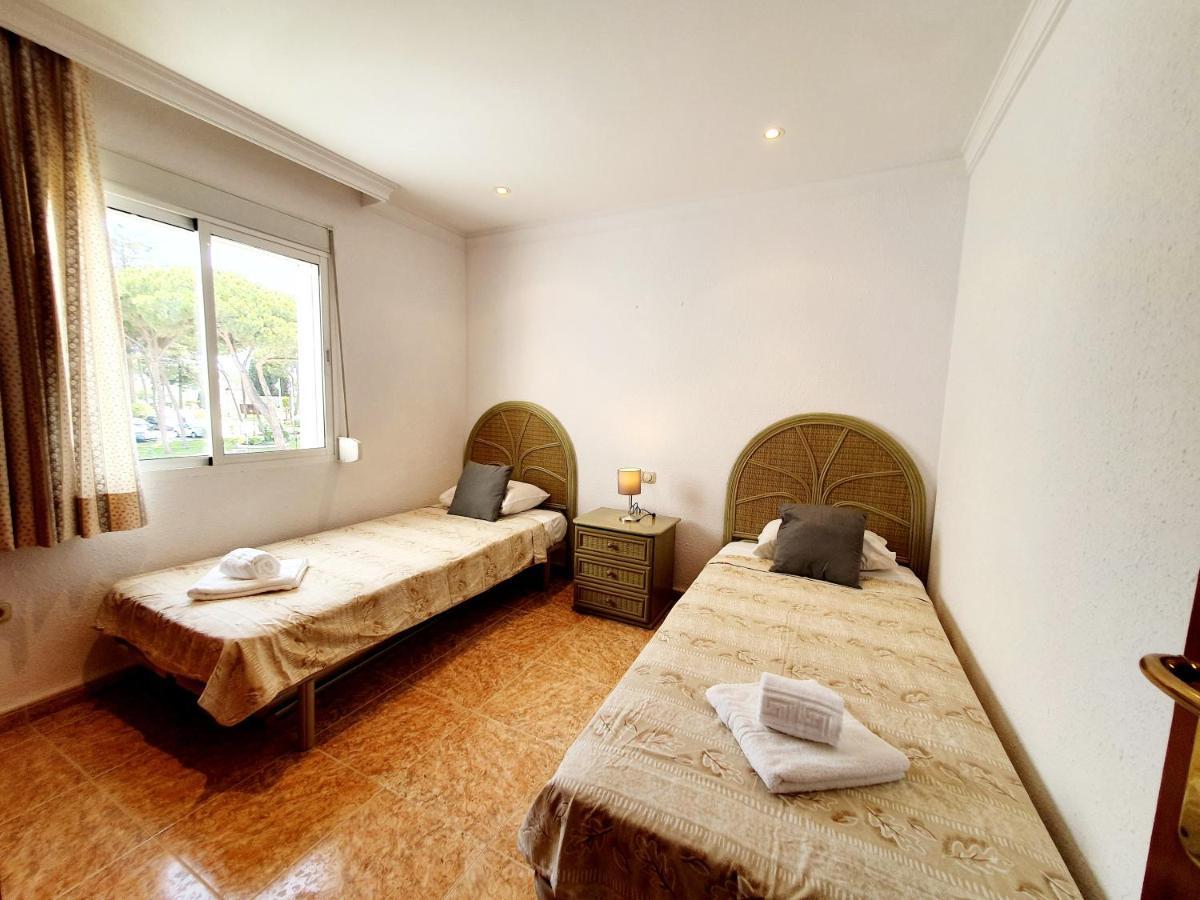 Luna Beach Seafront Marbella Exterior photo